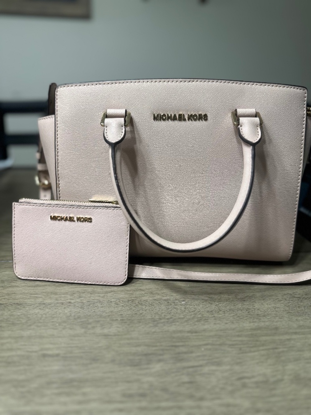 Michael Kors purse